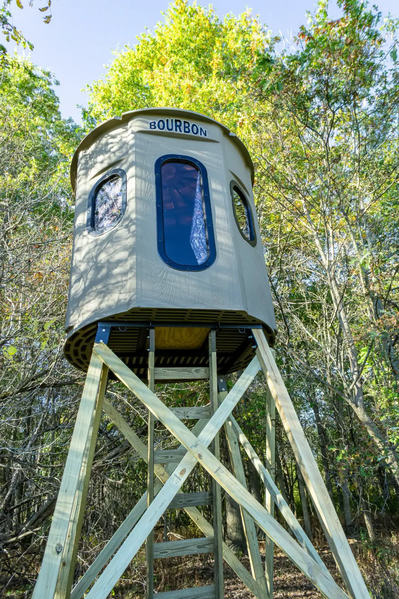 Close up of Poplar Combo XT Blind on elevated stand in woods