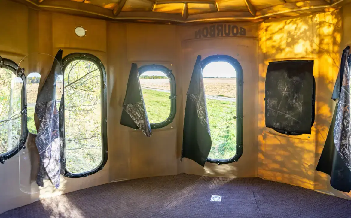 Inside Poplar Combo XT Blind with gun and bow windows and trap door