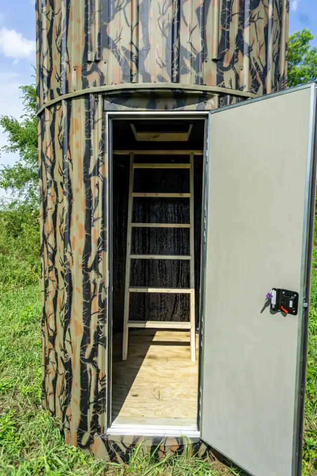 The Ultimate Blind exterior side door open