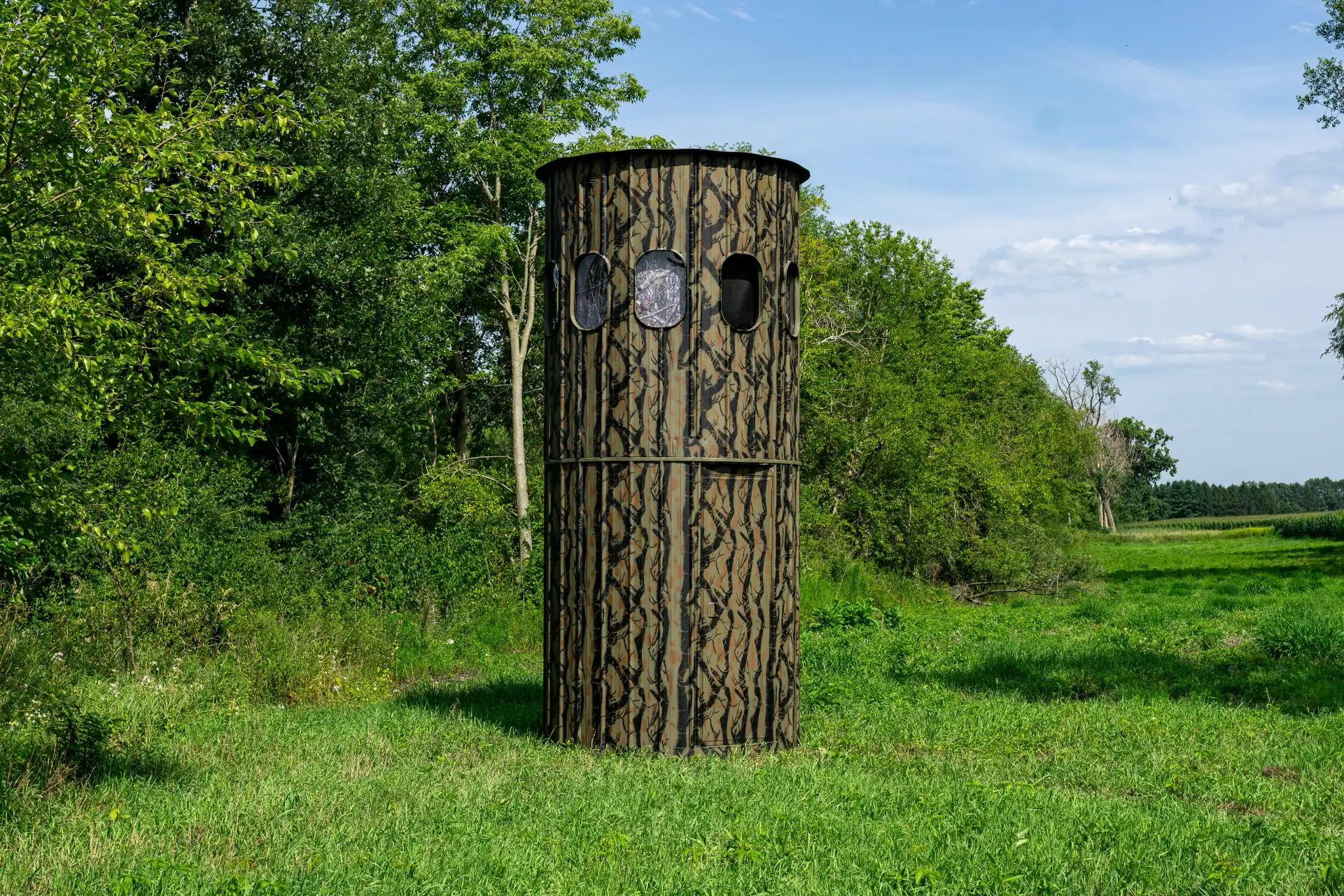 The Ultimate Blind at the corner of a field and woods