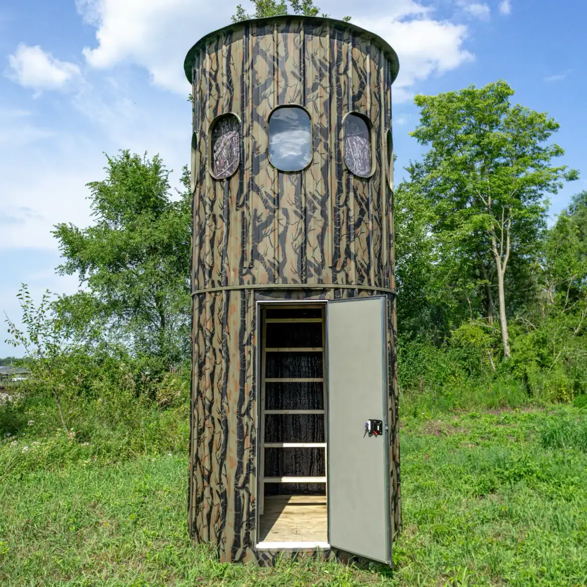 The Ultimate Blind from outside with the entry door open